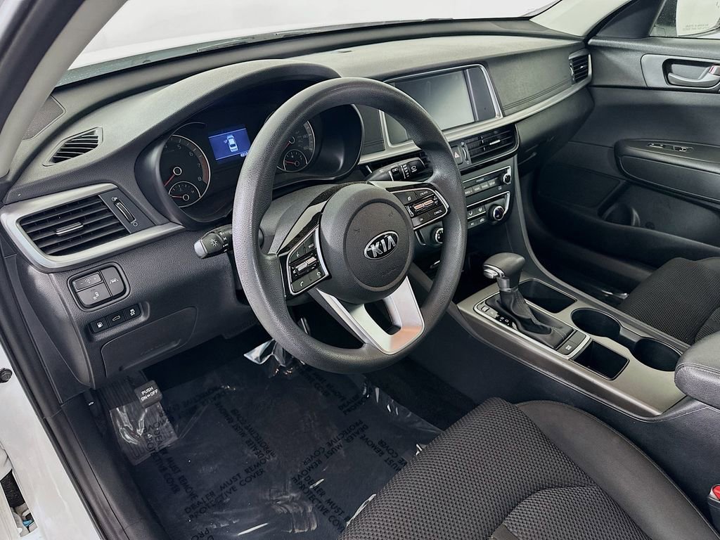 Used 2020 Kia Optima LX image 14