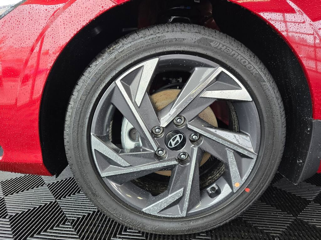 New 2025 Hyundai Elantra SEL image 10