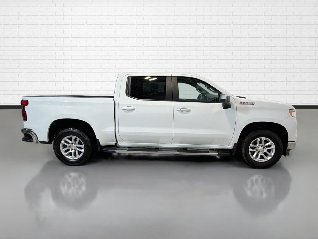 Used 2025 Chevrolet Silverado 1500 LT AWD/4WD image 10