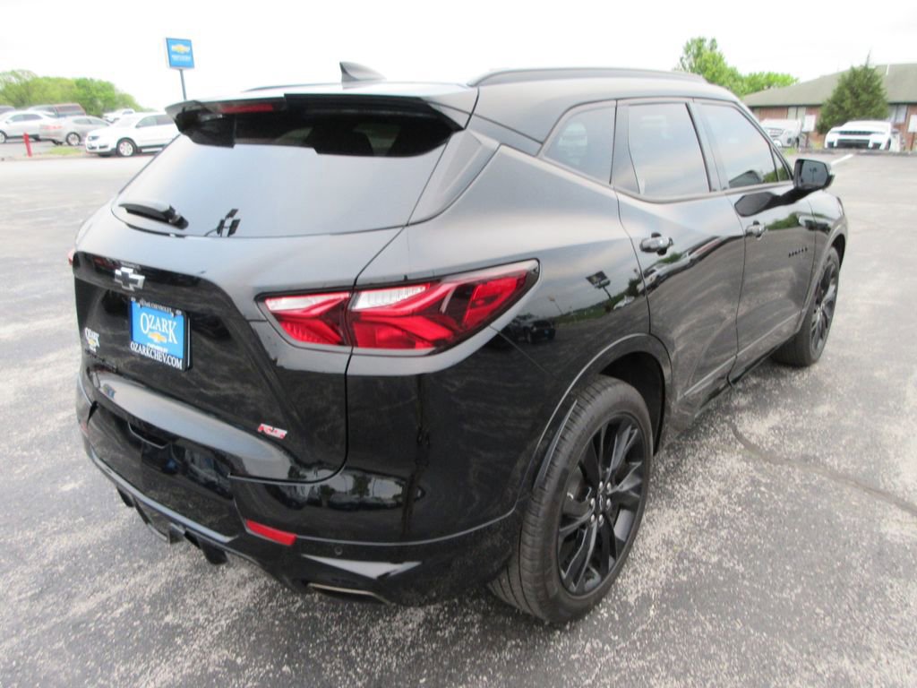 Certified 2019 Chevrolet Blazer RS w/ Sun and Wheels Package image 5