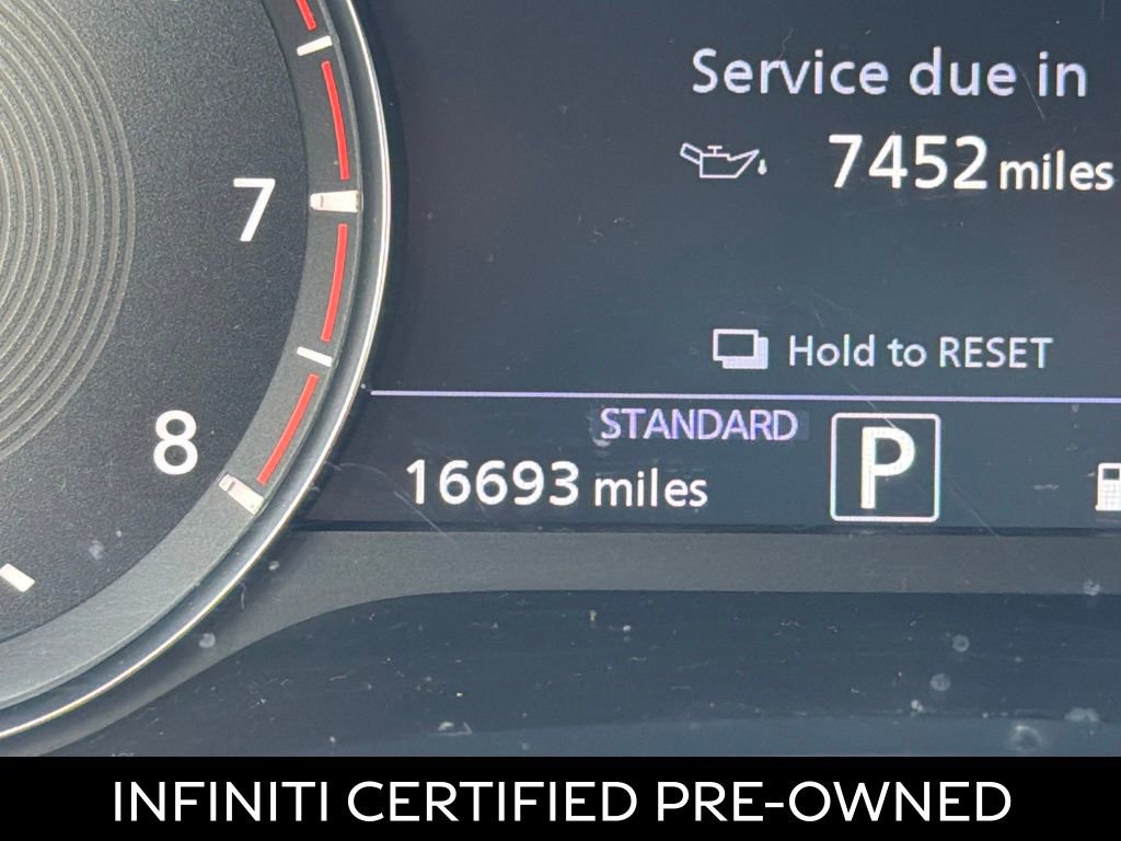Certified 2023 INFINITI QX50 Luxe w/ Cargo Package image 4
