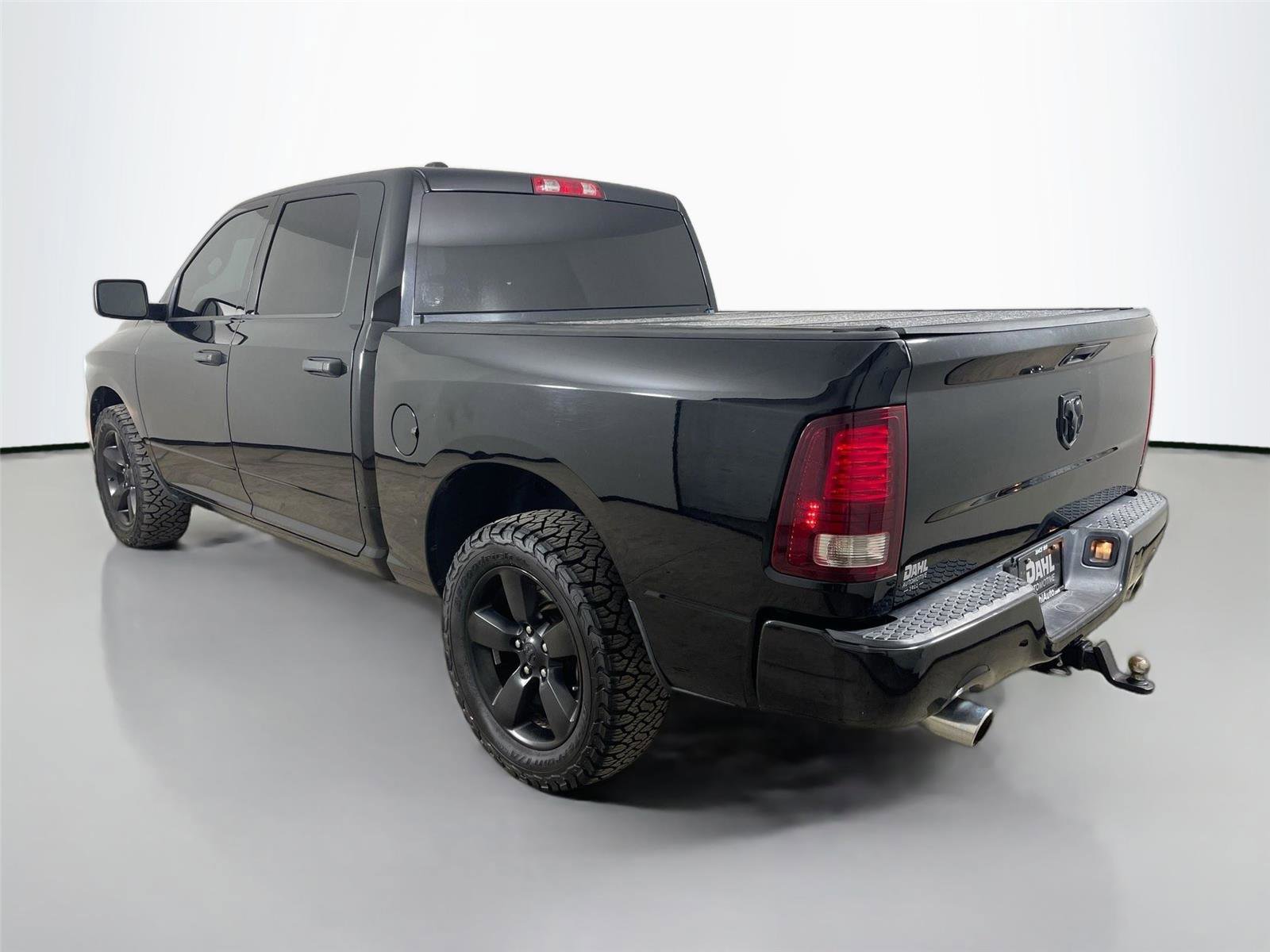 Used 2015 RAM 1500 Express image 10