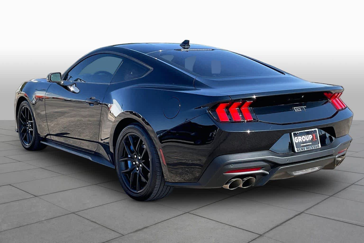 Used 2024 Ford Mustang GT Premium RWD image 11