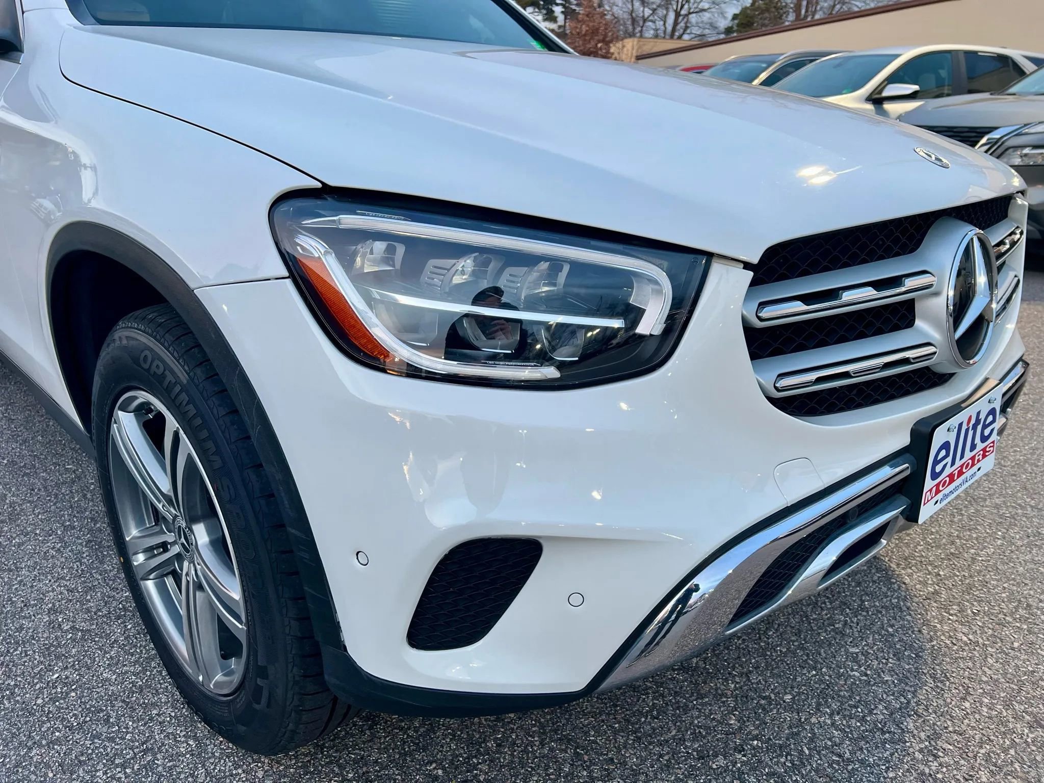 Used 2021 Mercedes-Benz GLC 300 4MATIC image 11