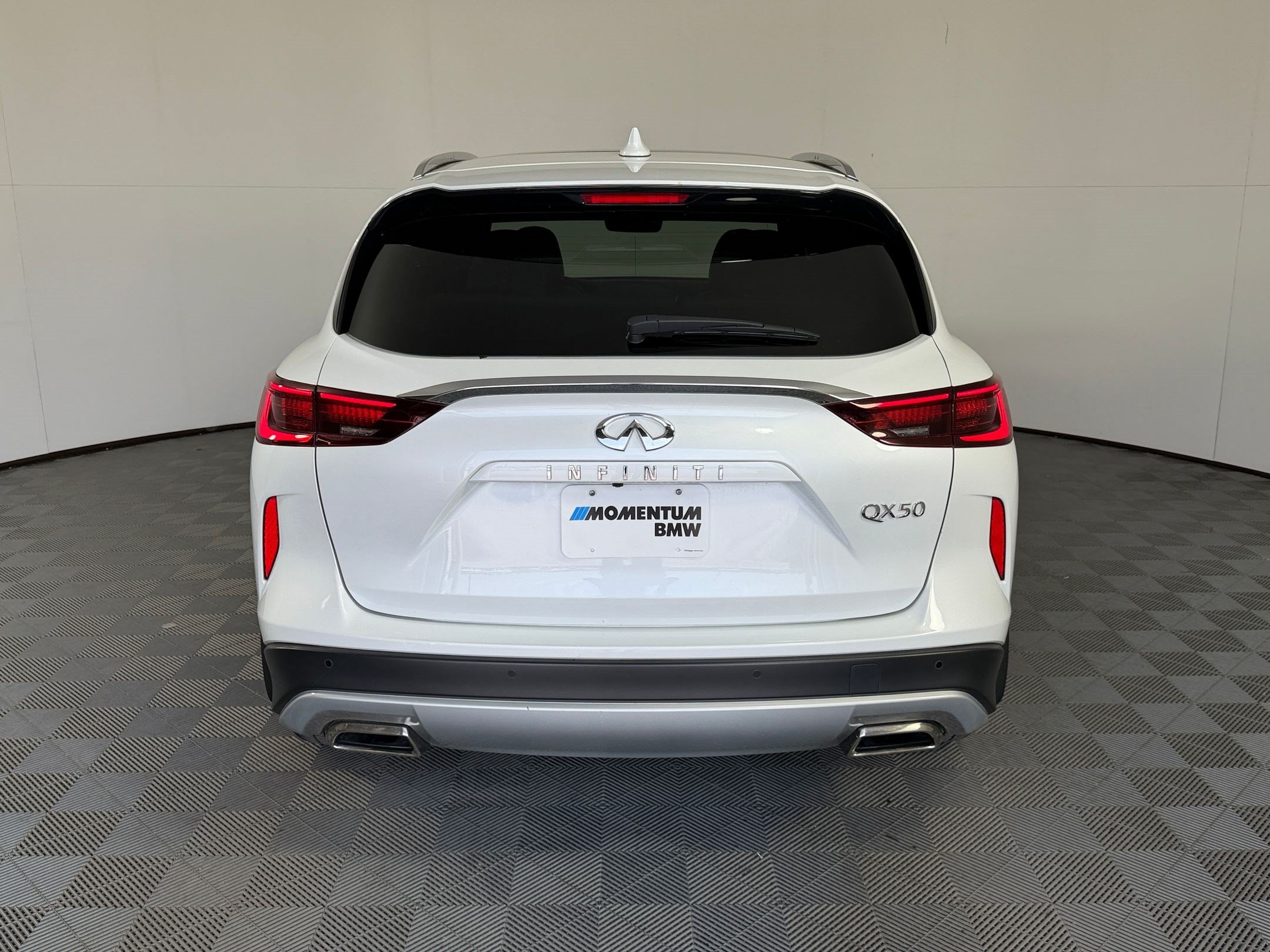 Used 2023 INFINITI QX50 Luxe FWD image 10