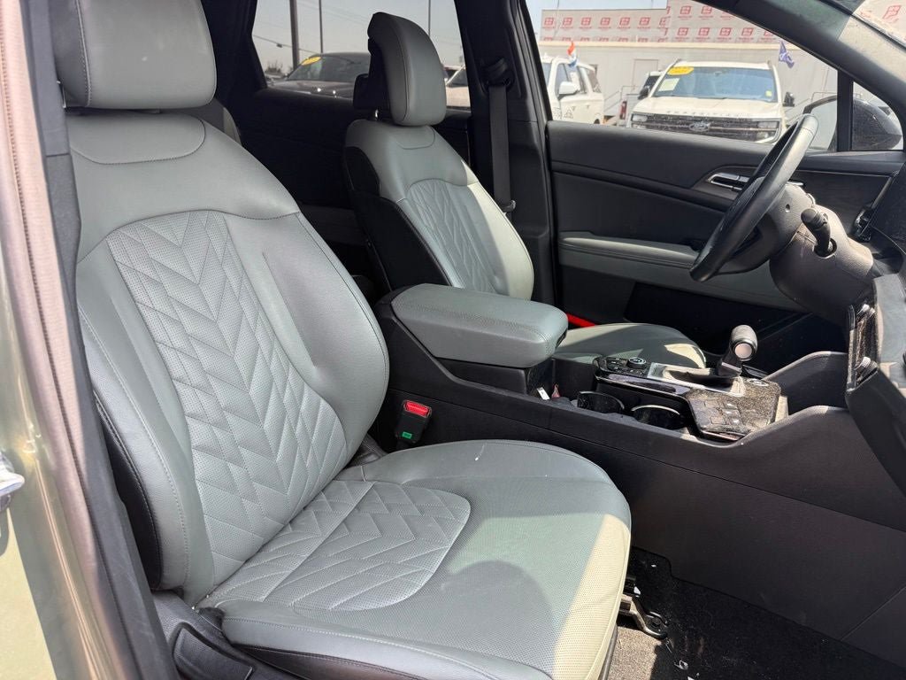 Used 2024 Kia Sportage X-Pro AWD/4WD image 11