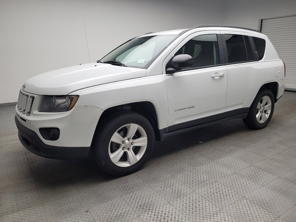 Used 2015 Jeep Compass Sport w/ Power Value Group image 2