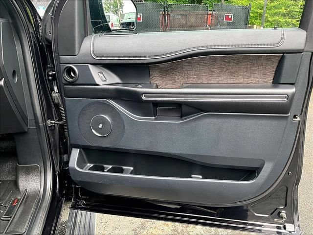 Used 2019 Ford Expedition Max Limited AWD/4WD image 19