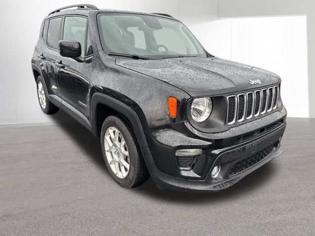 Used 2020 Jeep Renegade Latitude w/ Cold Weather Group image 9