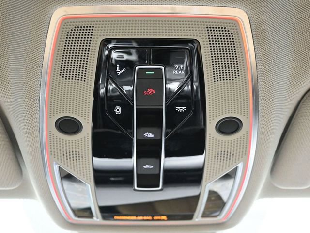 Used 2021 Audi A8 L 3.0T w/ Executive Plus Package image 17