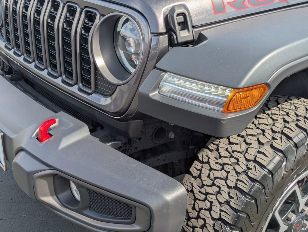 Used 2025 Jeep Wrangler Unlimited Rubicon AWD/4WD image 11