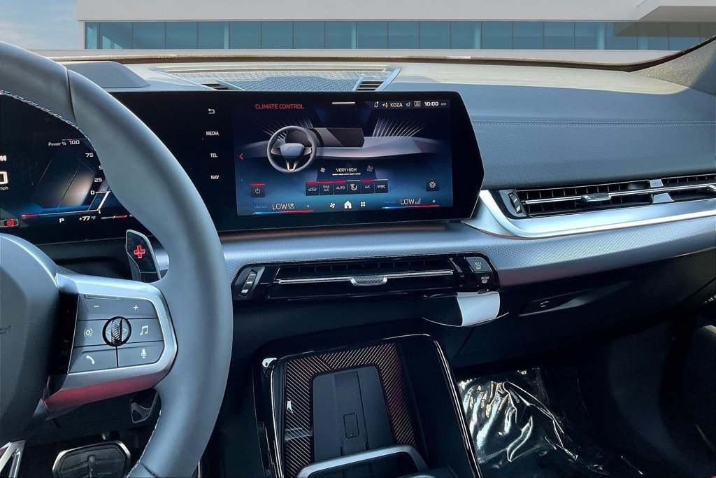 New 2026 BMW X2 M35i w/ Technology Package AWD/4WD image 9