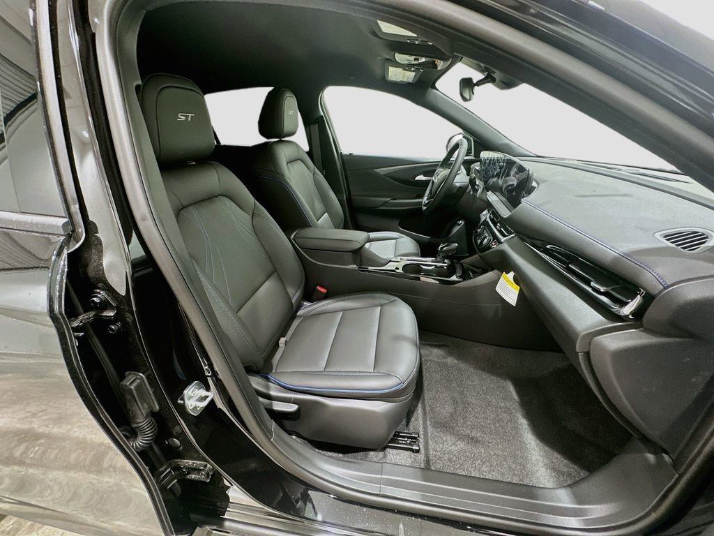 New 2026 Buick Envista Sport Touring w/ Convenience I Package FWD image 28