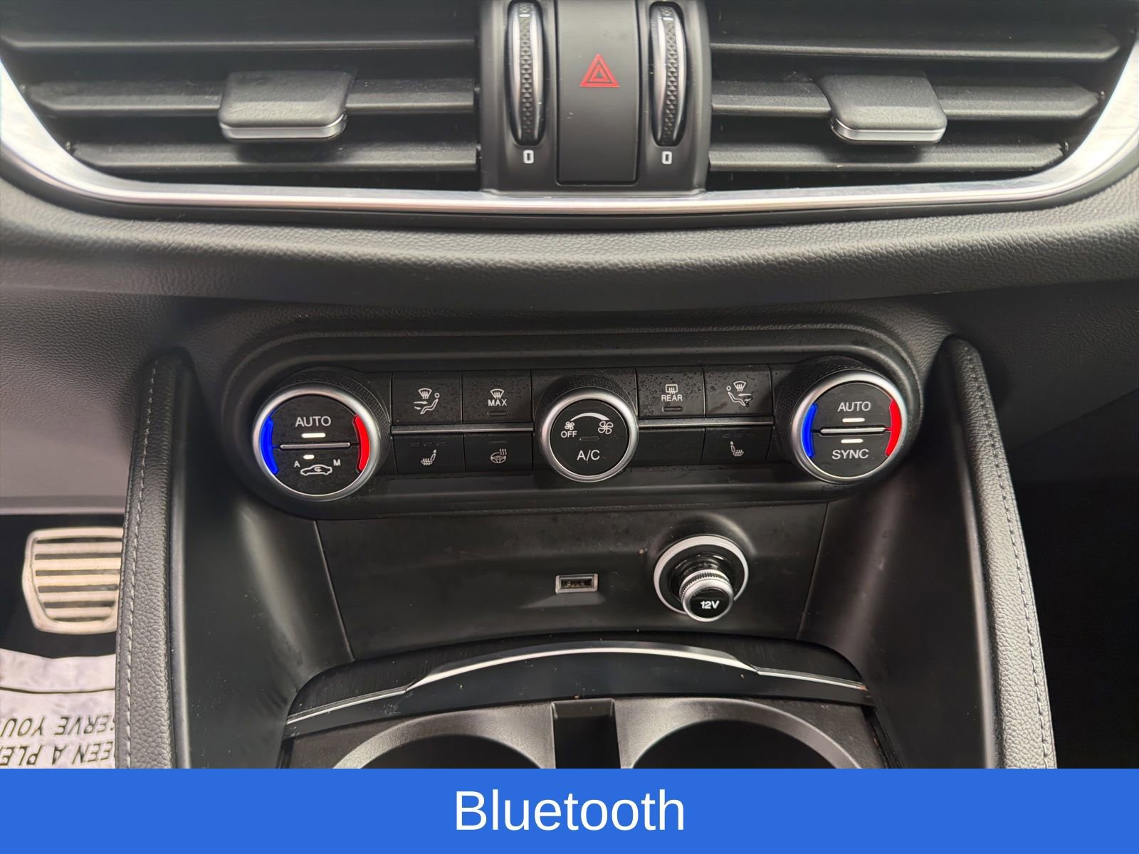 Used 2024 Alfa Romeo Stelvio Sprint image 15