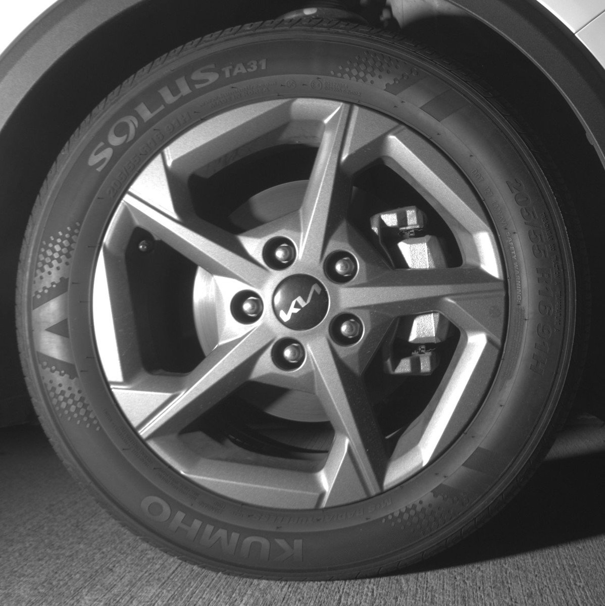 Used 2025 Kia K4 LXS image 13
