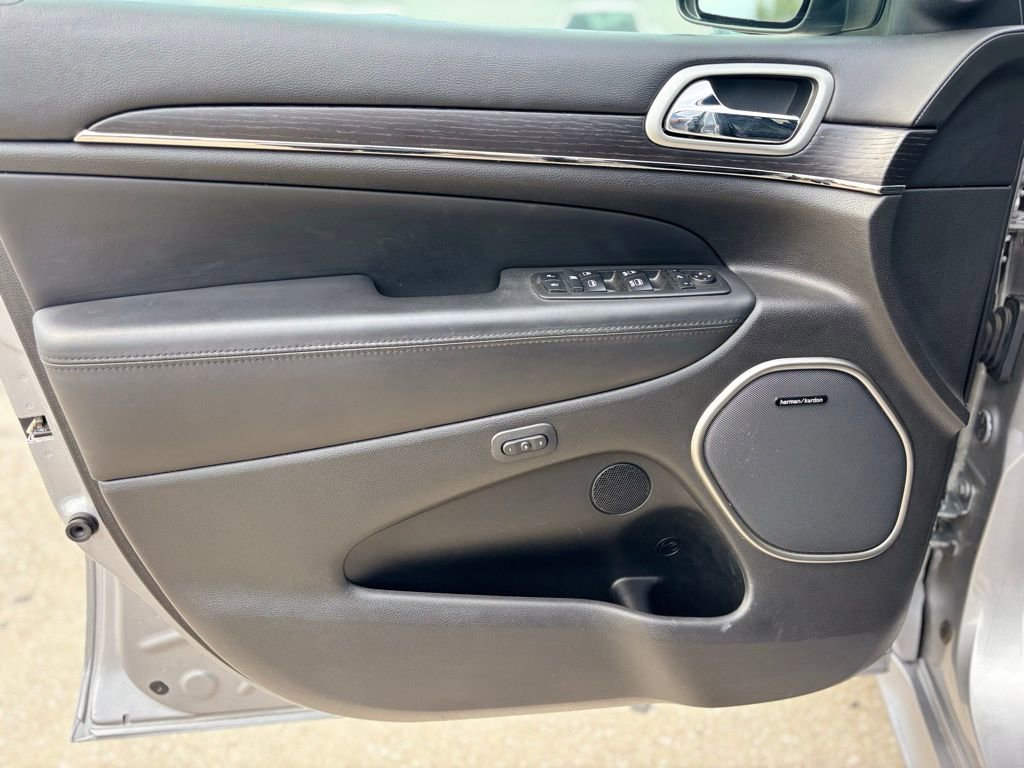 Used 2018 Jeep Grand Cherokee High Altitude image 9