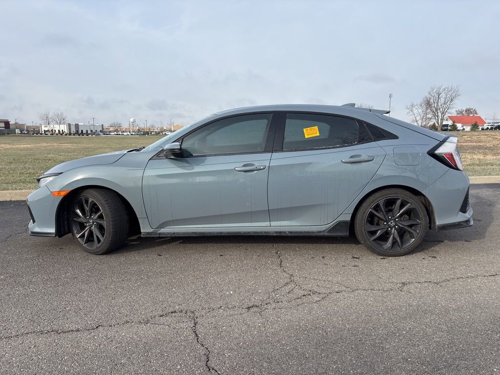 Used 2017 Honda Civic Sport Touring image 3