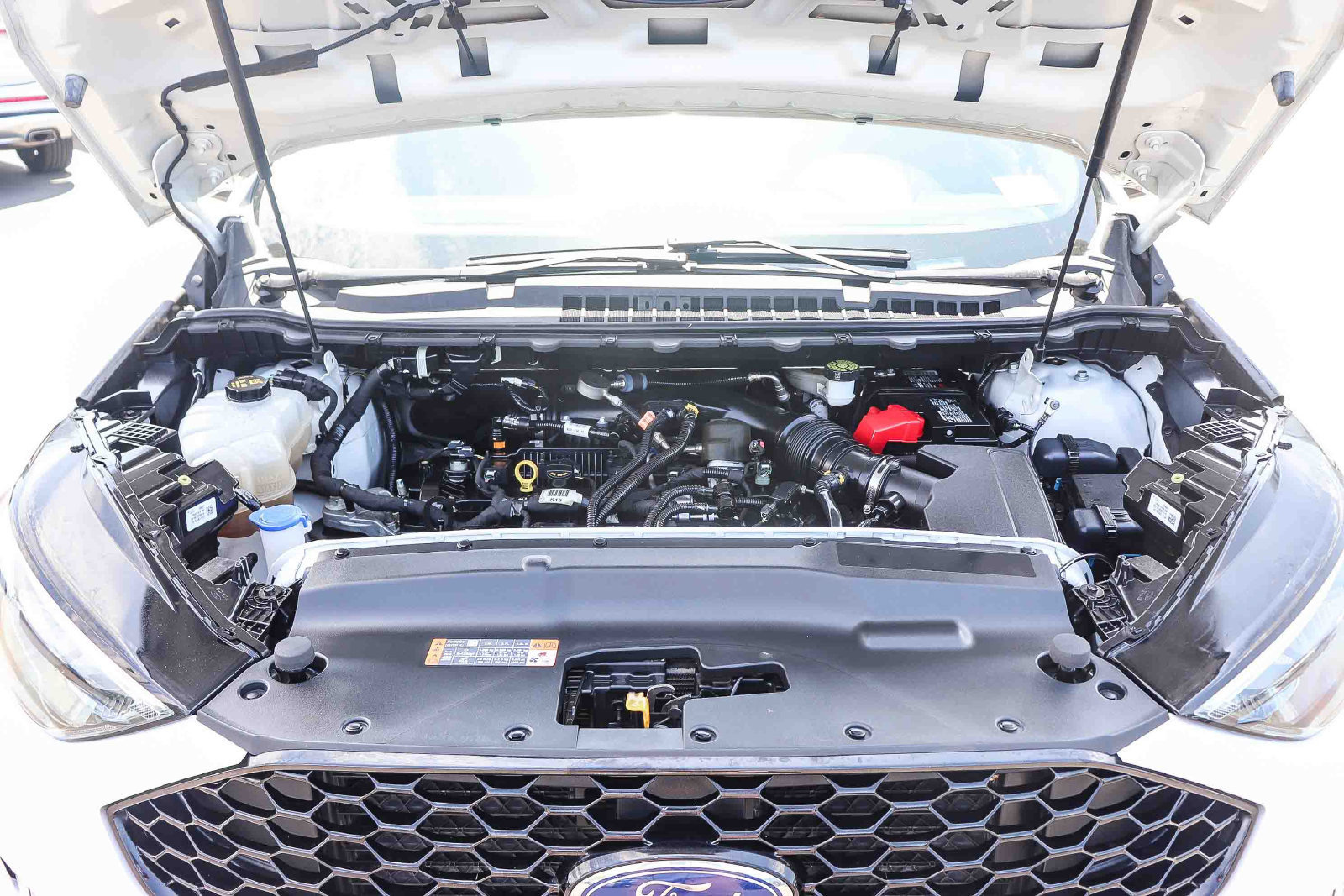 Used 2022 Ford Edge ST-Line AWD/4WD image 32