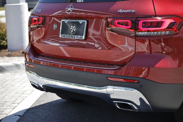 Used 2023 Mercedes-Benz GLB 250 4MATIC image 9
