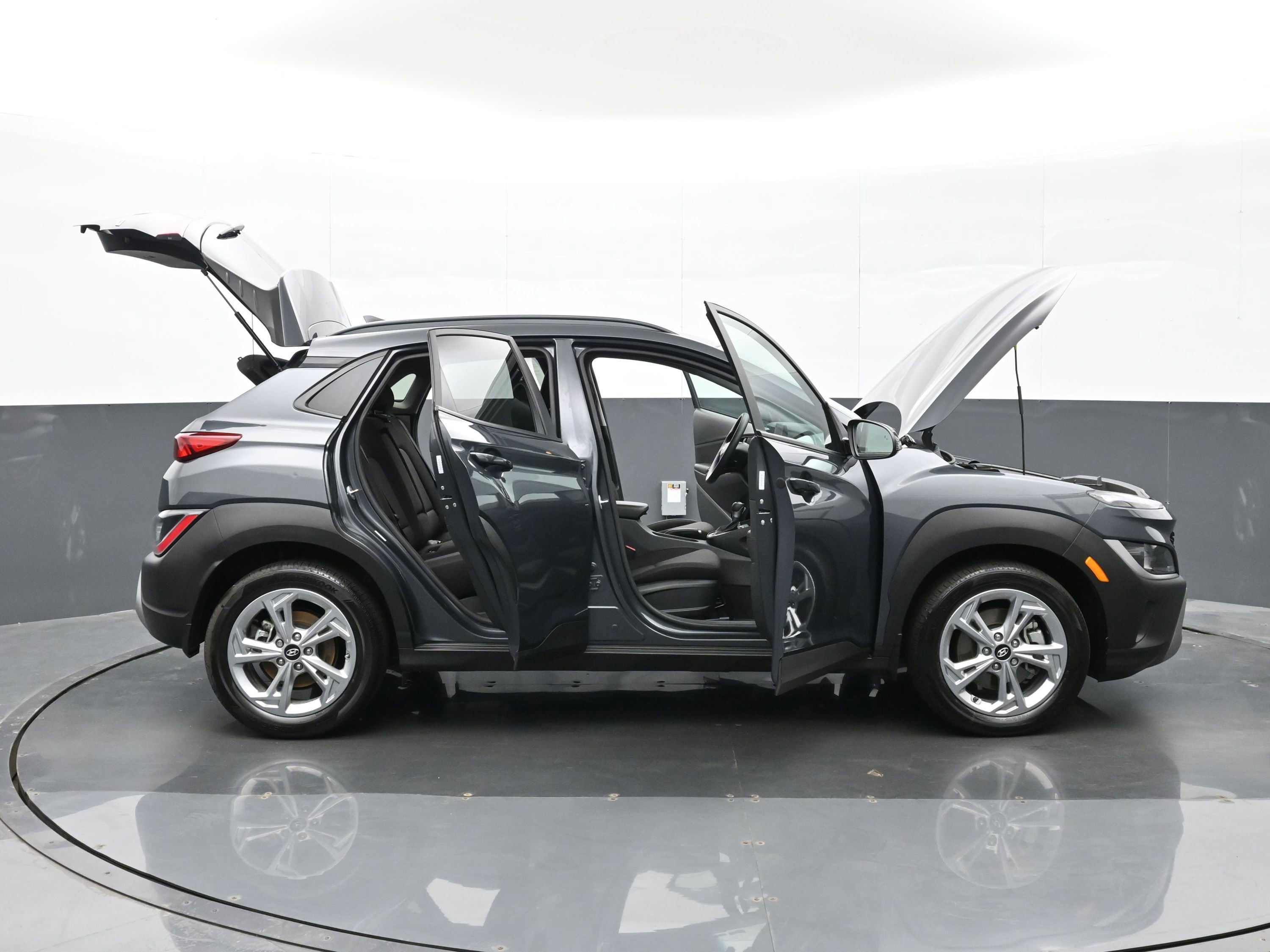 Used 2022 Hyundai Kona SEL image 47