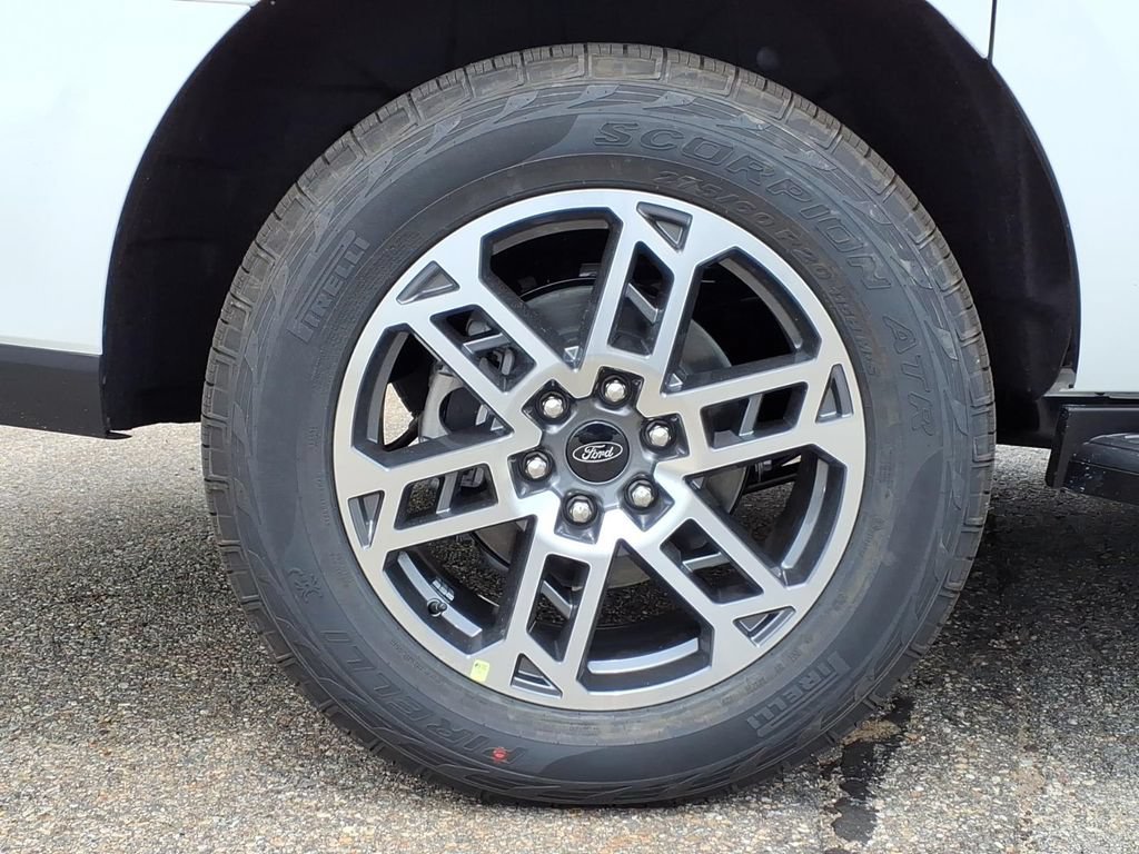 New 2026 Ford Expedition Max Active AWD/4WD image 8