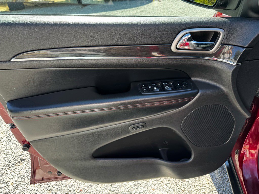 Used 2017 Jeep Grand Cherokee Trailhawk image 17