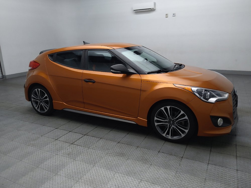 Used 2016 Hyundai Veloster Turbo FWD image 11