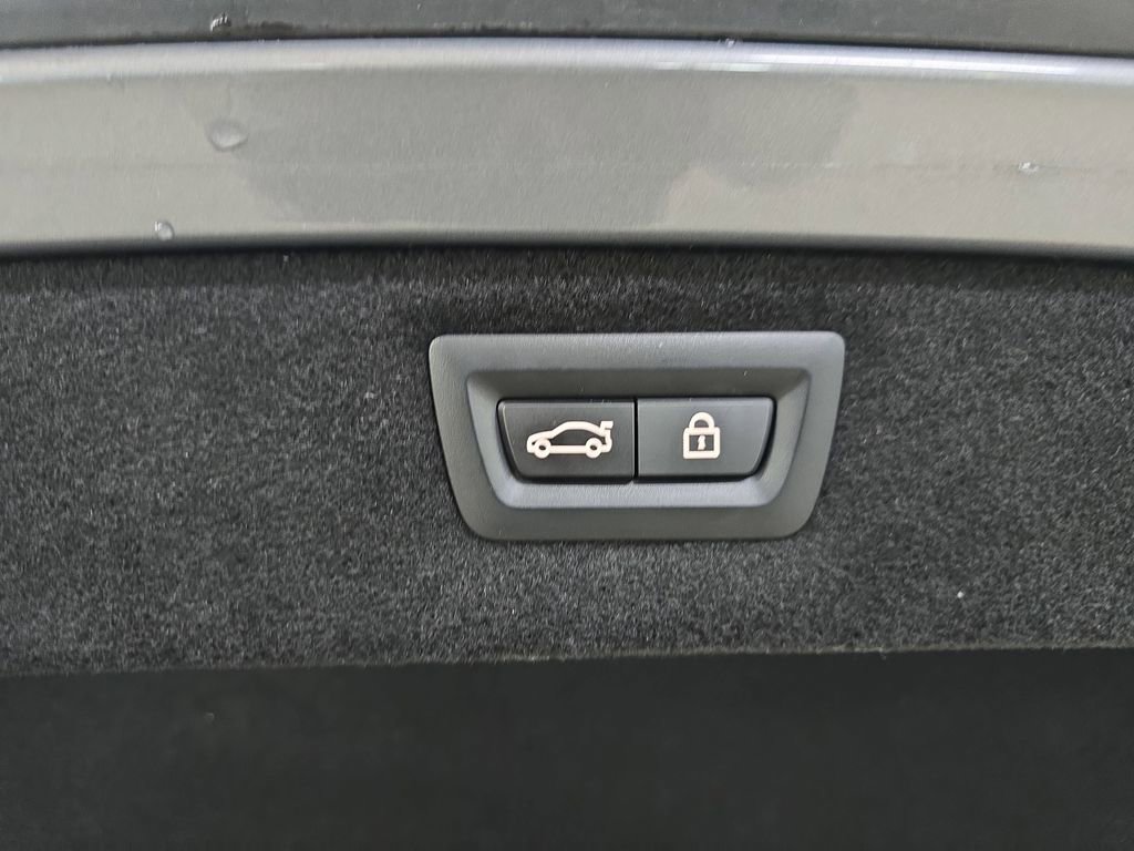 Certified 2023 BMW 840i 840i w/ M Sport Professional Package image 30