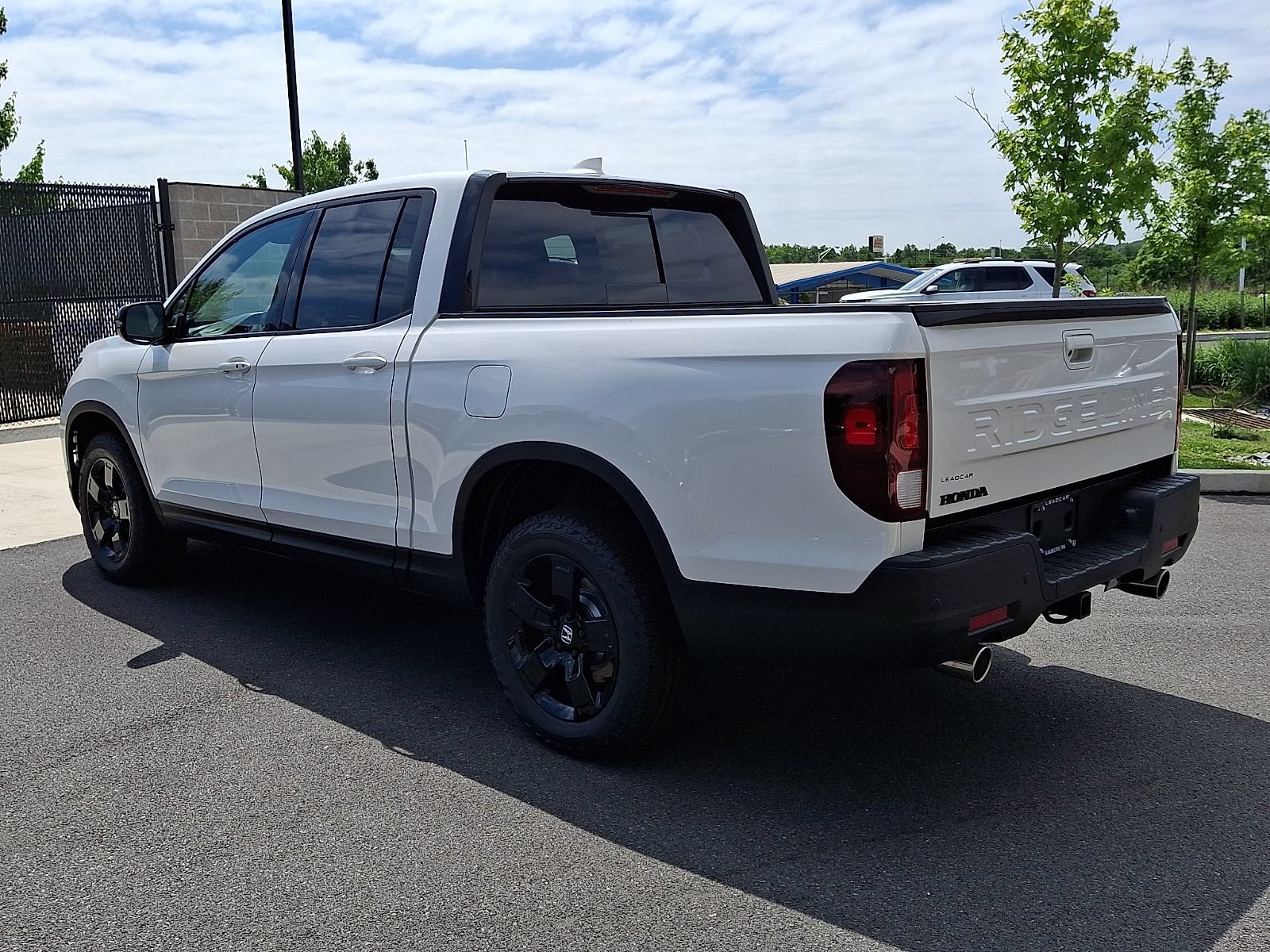 New 2026 Honda Ridgeline Black Edition image 3