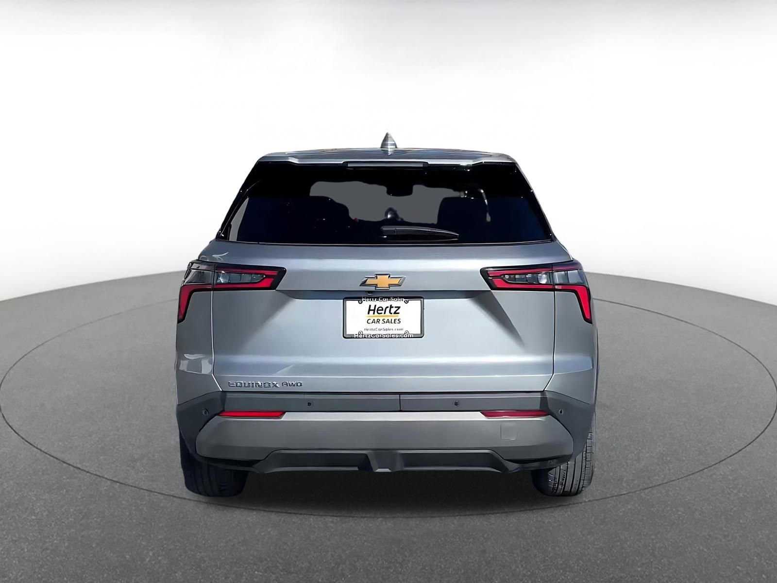 Used 2025 Chevrolet Equinox LT image 12