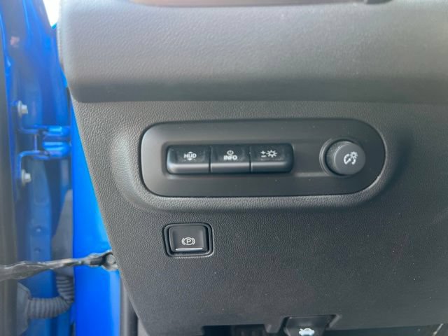 Used 2024 GMC Terrain AT4 w/ Infotainment Package II AWD/4WD image 27