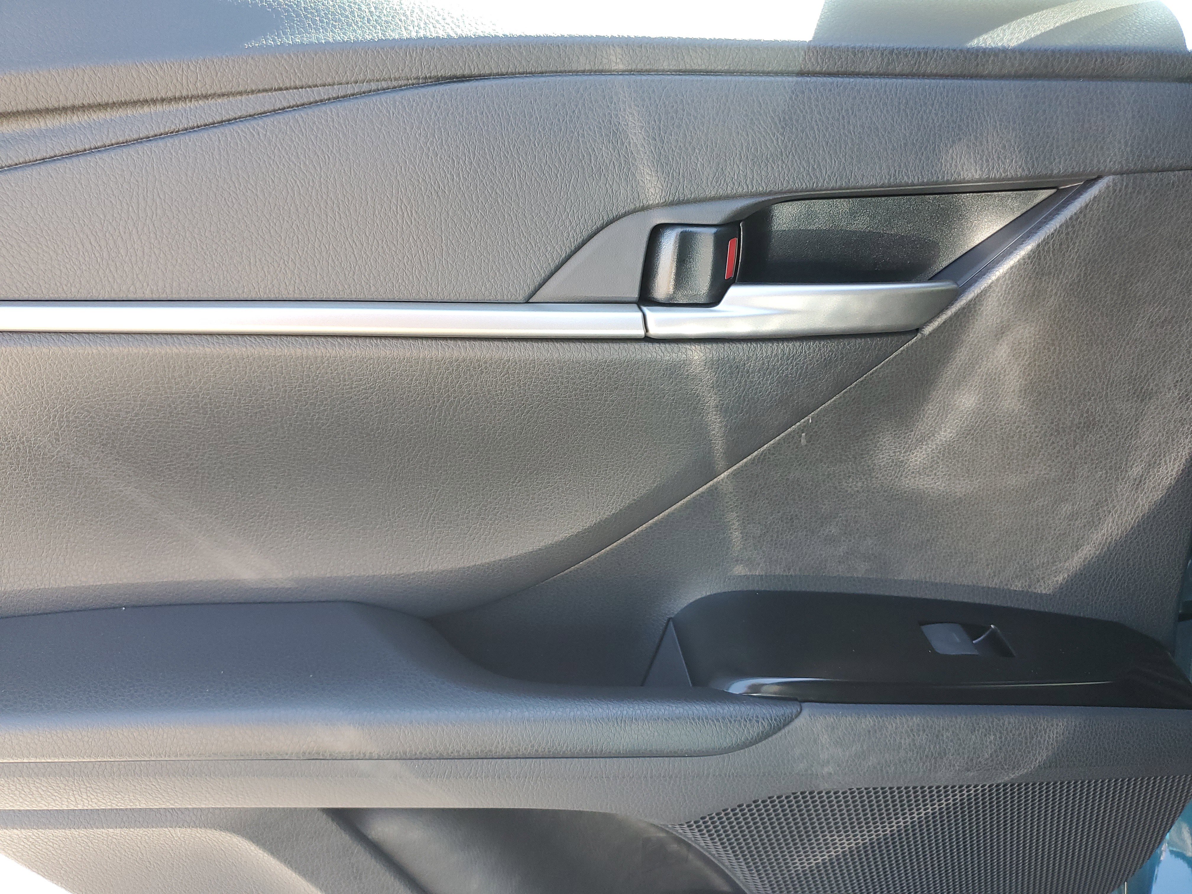 New 2026 Toyota Camry SE image 13