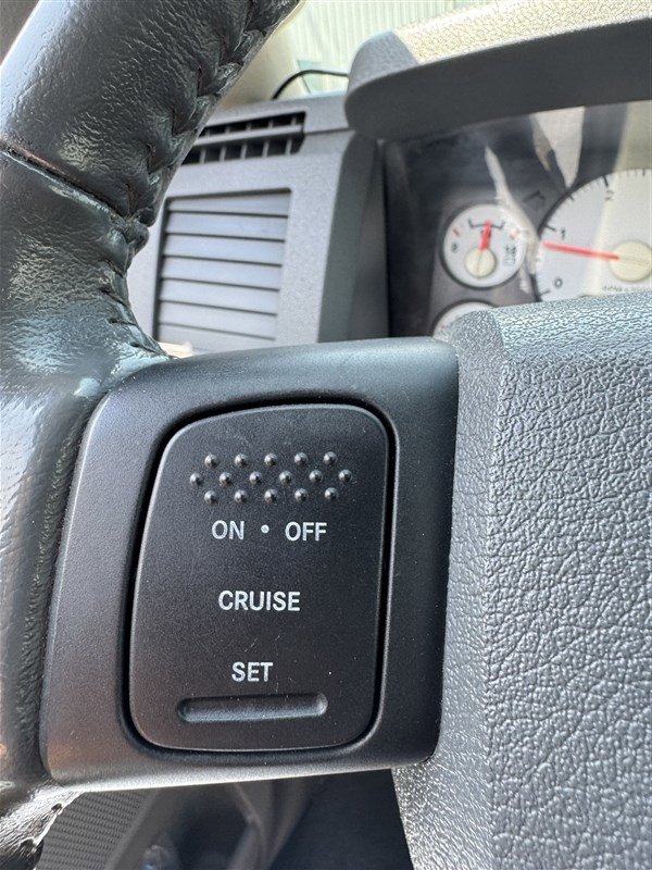 Used 2009 Dodge Ram 2500 Truck SLT w/ Popular Equipment Group image 23