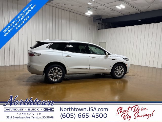 Used 2024 Buick Enclave Premium AWD/4WD image 7