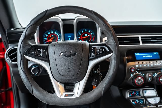 Used 2015 Chevrolet Camaro Z/28 RWD image 28