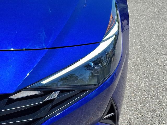 Used 2023 Hyundai Elantra SEL FWD image 9