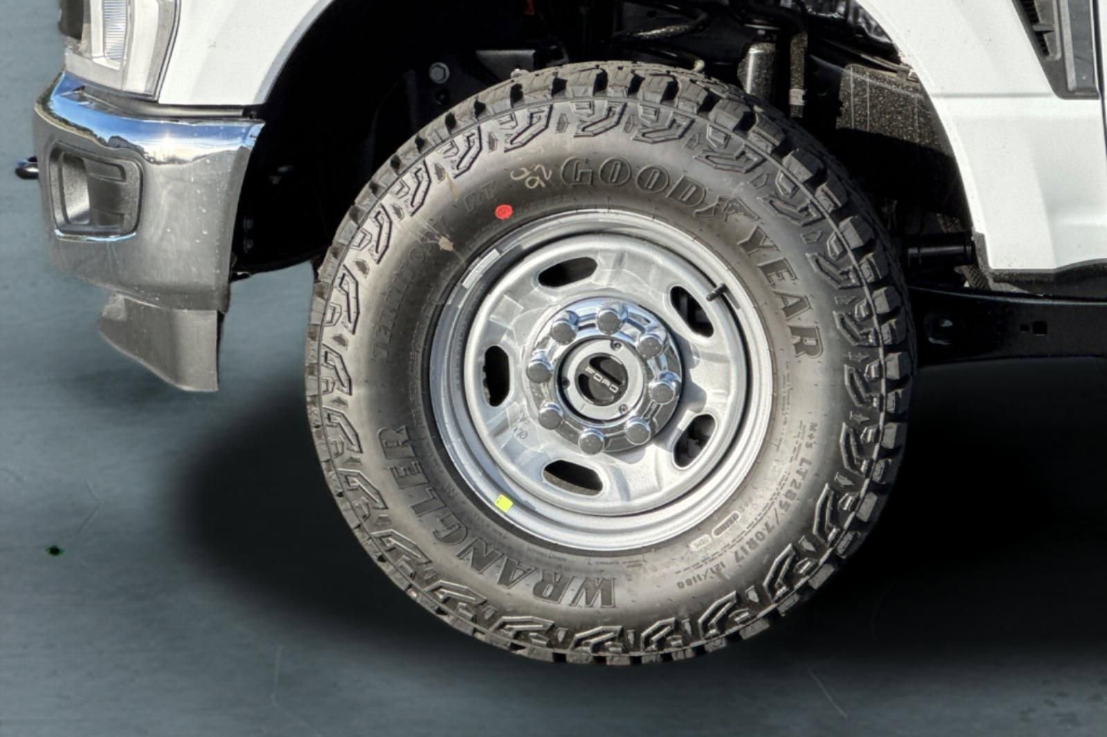 New 2026 Ford F350 XL w/ XL Off-Road Package AWD/4WD image 28