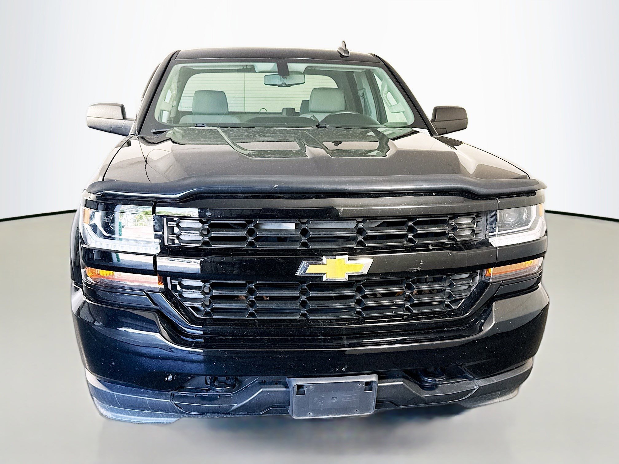 Used 2016 Chevrolet Silverado 1500 Custom w/ Custom Convenience Package image 2