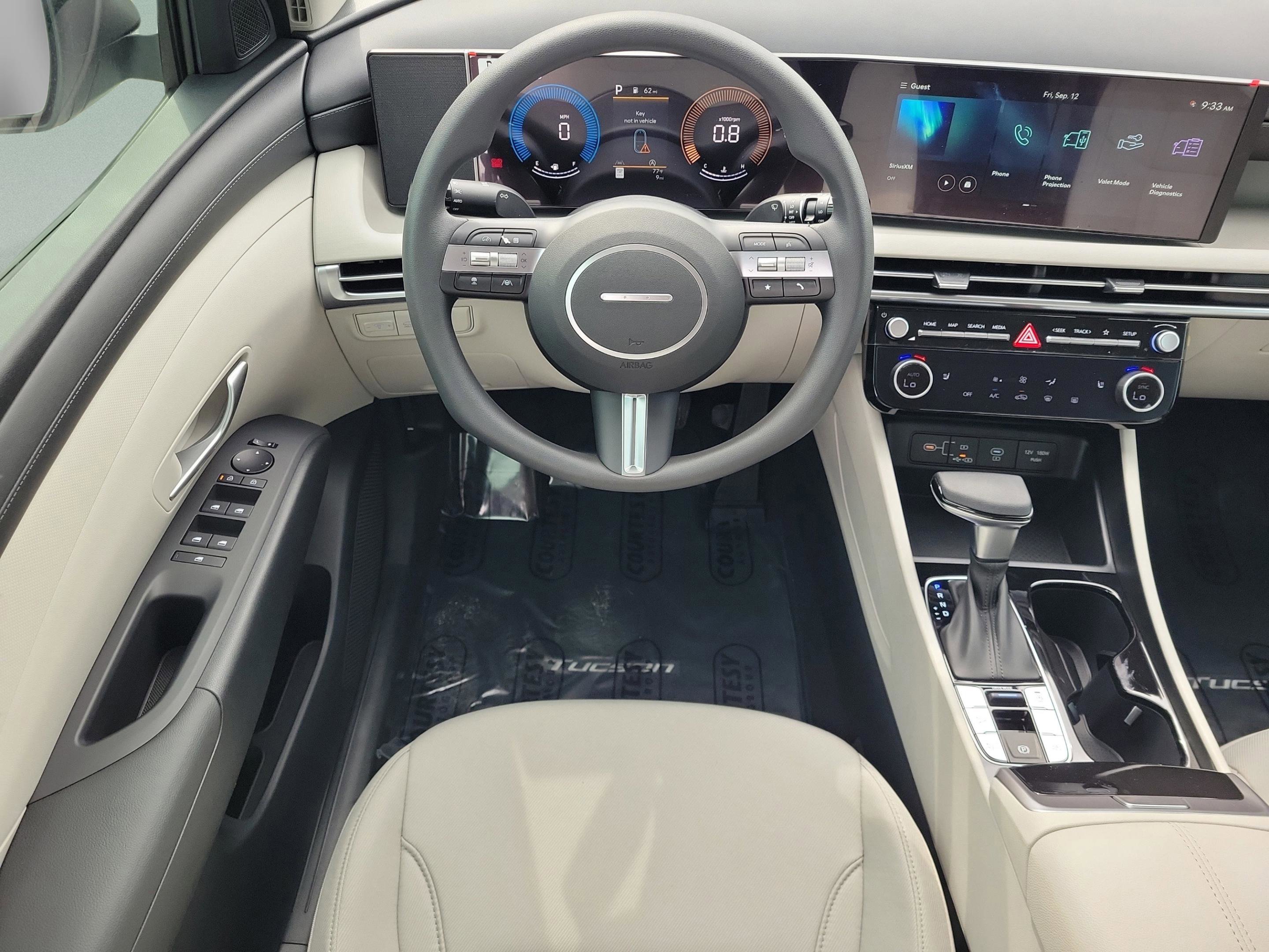 New 2026 Hyundai Tucson SEL image 14