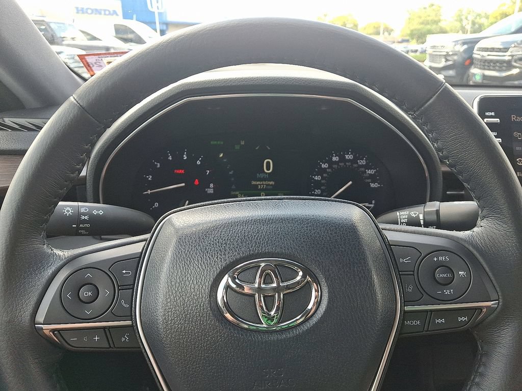 Used 2019 Toyota Avalon XLE w/ Moonroof Package FWD image 20
