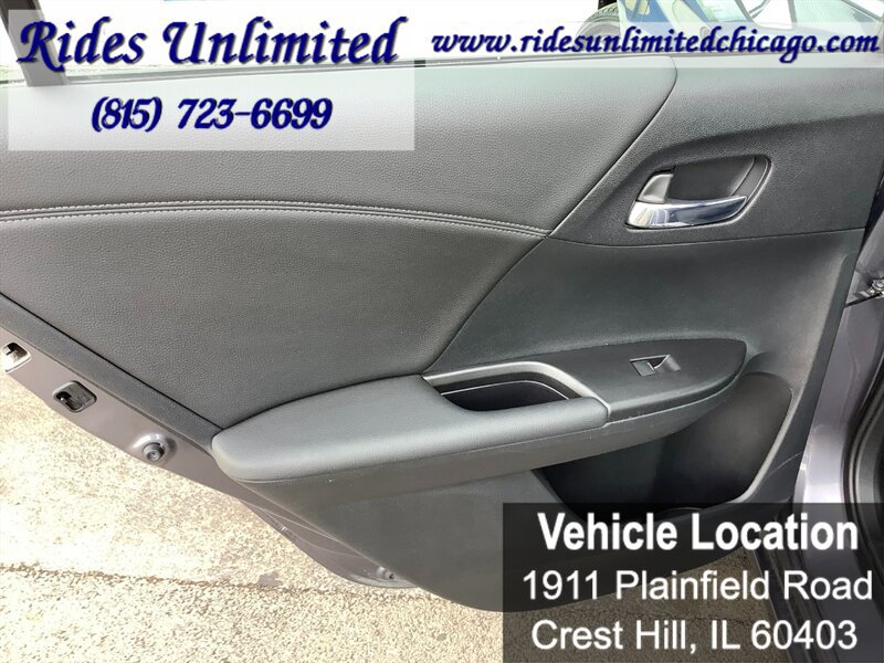 Used 2015 Honda Accord Sport image 25