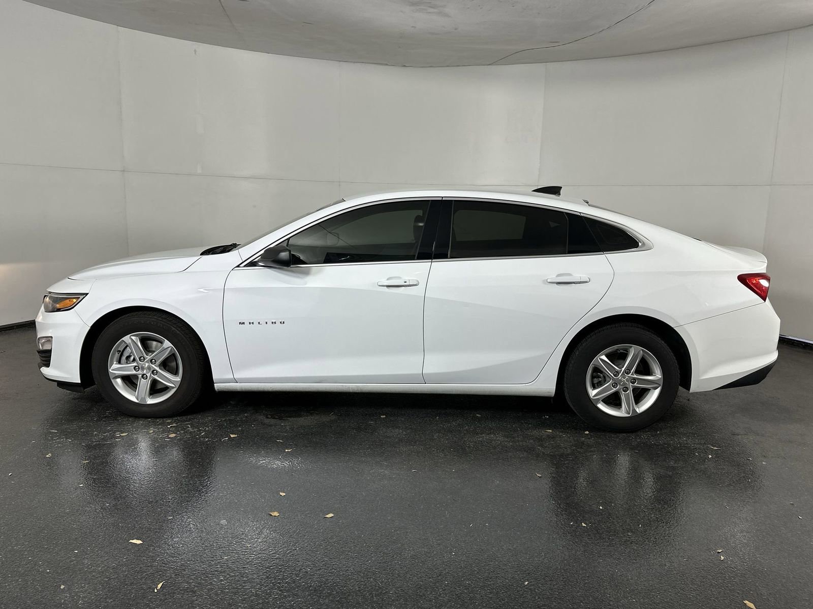 Used 2021 Chevrolet Malibu LS image 8
