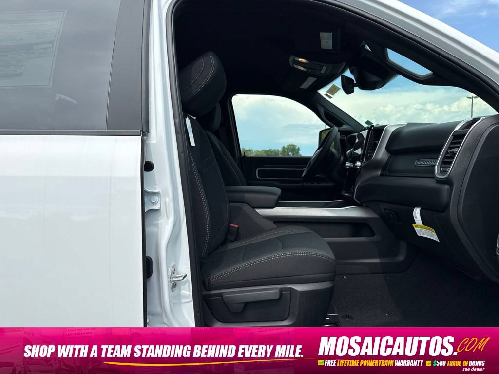 New 2026 RAM 2500 Big Horn AWD/4WD image 11