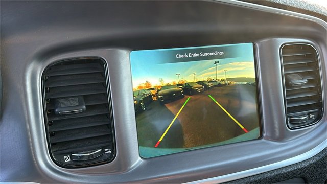 Used 2019 Dodge Charger SXT w/ Blacktop Package image 18