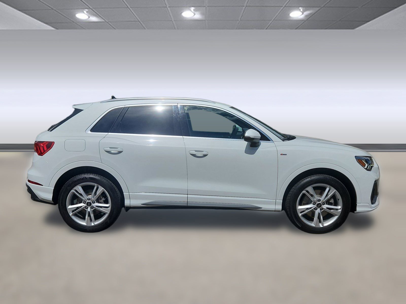 Used 2024 Audi Q3 2.0T Premium Plus w/ Premium Plus Package image 8