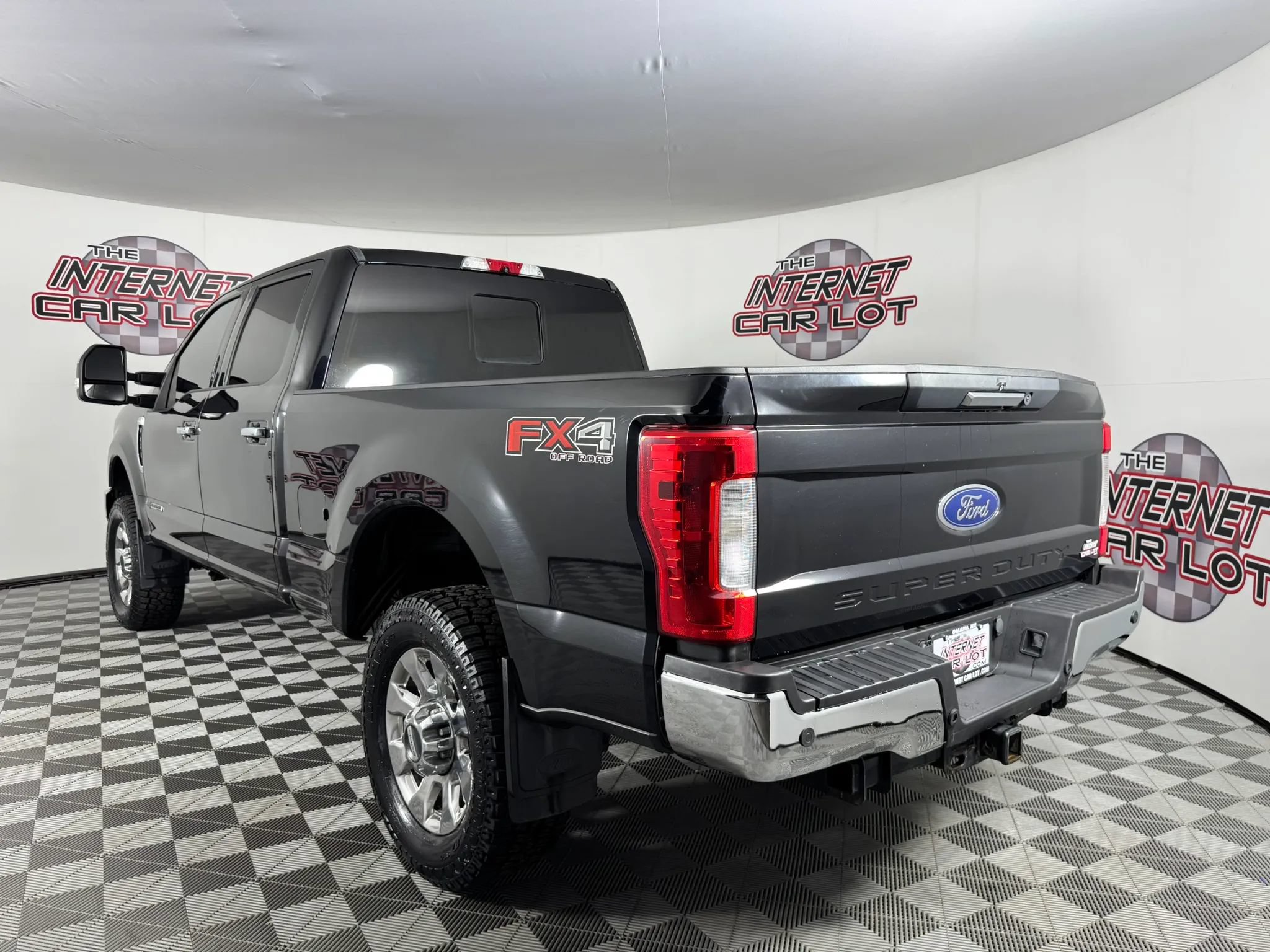 Used 2019 Ford F350 Lariat w/ Chrome Package AWD/4WD image 5