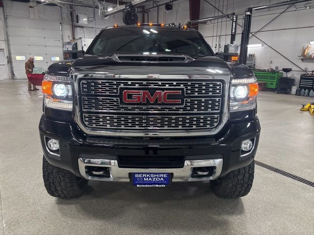 Used 2018 GMC Sierra 2500 Denali w/ Duramax Plus Package image 13