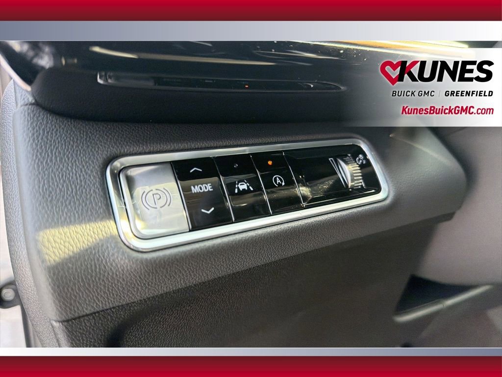 New 2026 Buick Envision Sport Touring image 19