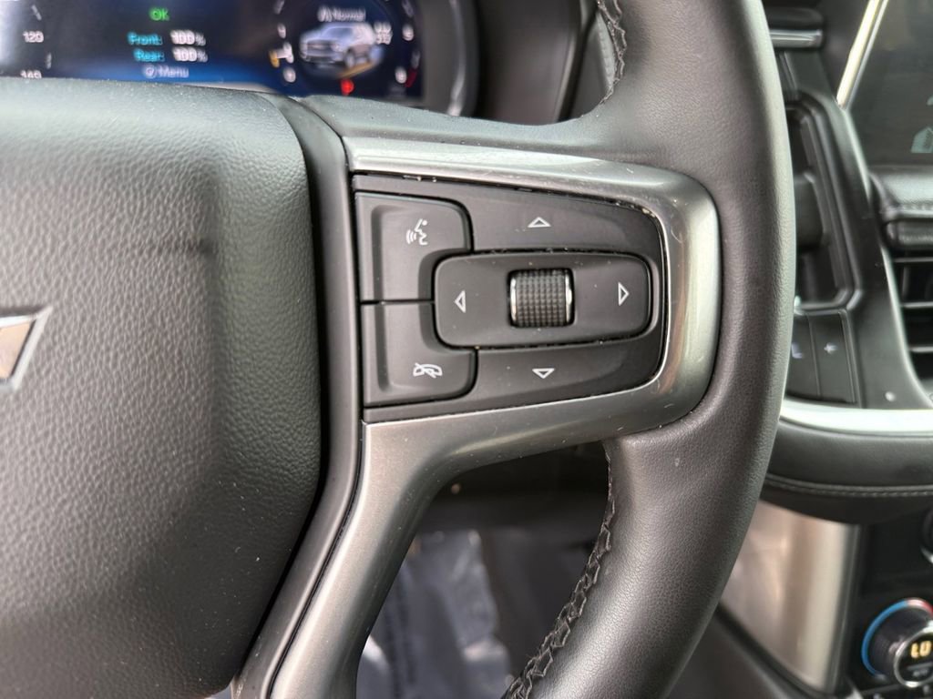 Used 2023 Chevrolet Suburban Z71 w/ Off-Road Capability Package AWD/4WD image 23