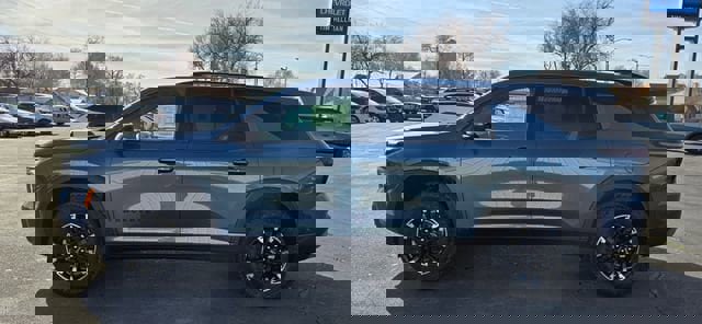 New 2026 Chevrolet Traverse Z71 w/ Enhanced Driving Package image 4